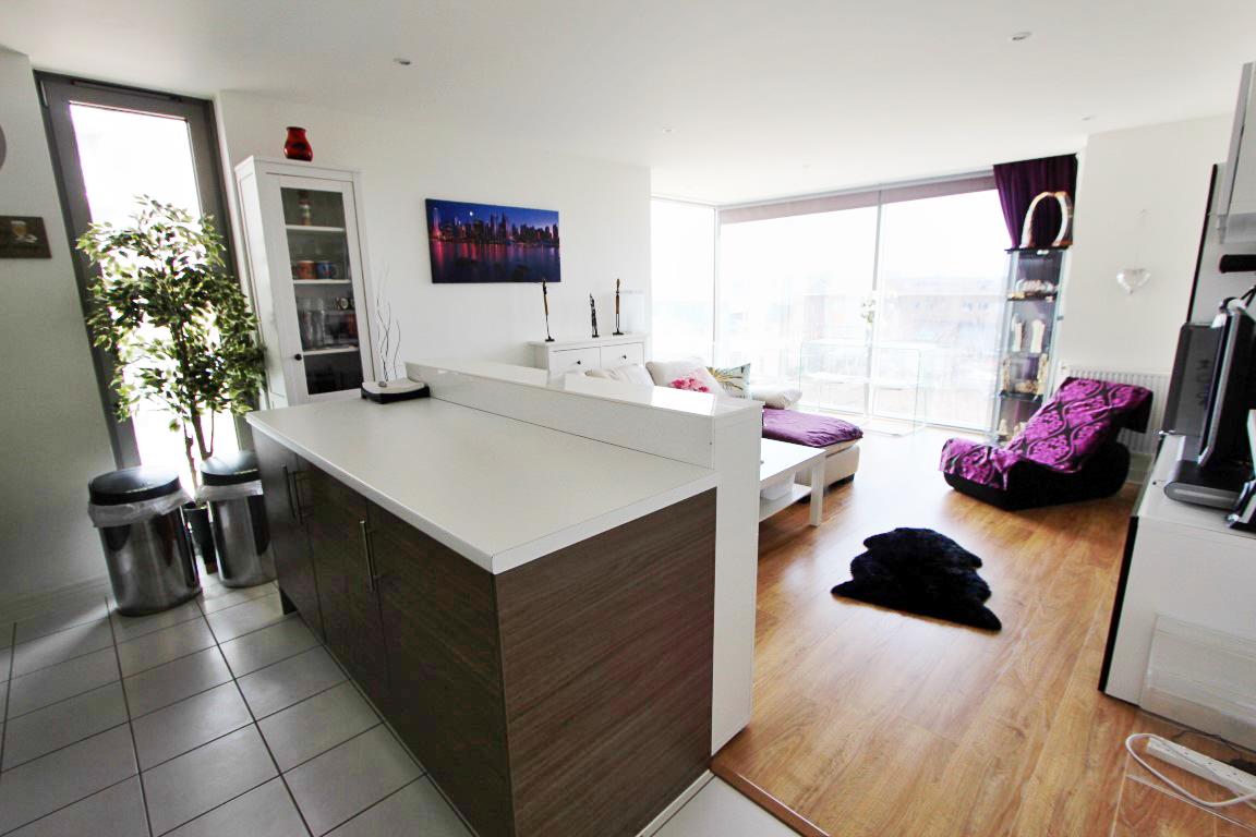 Property Image 3230a32e-82e8-40bb-a219-c64601ee29ff