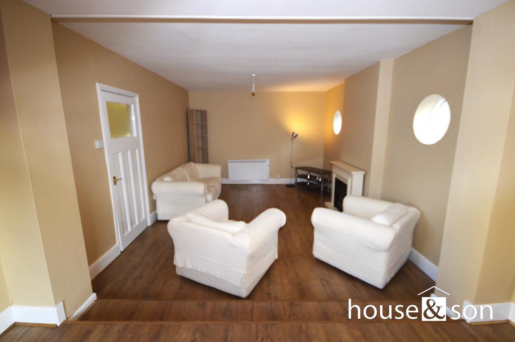 Property Image 32411926-997e-453d-8386-1f85a7ddd735