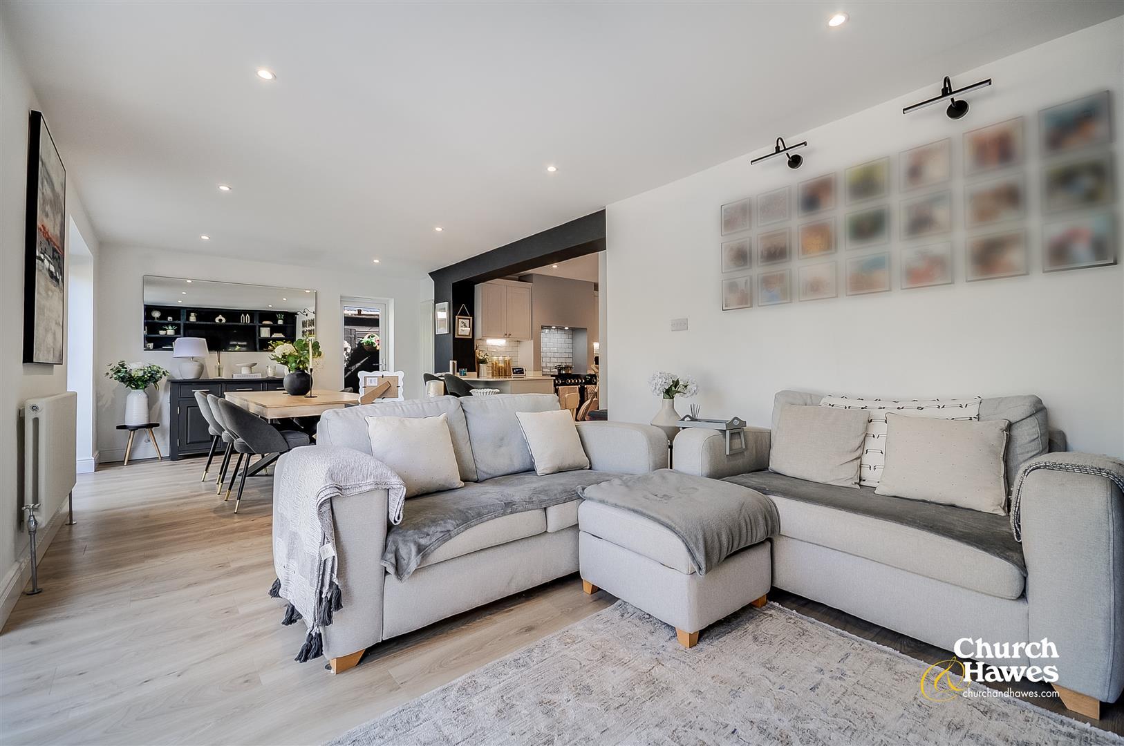 Property Image 3247643f-1ade-466a-b1e2-93b7c138fe76