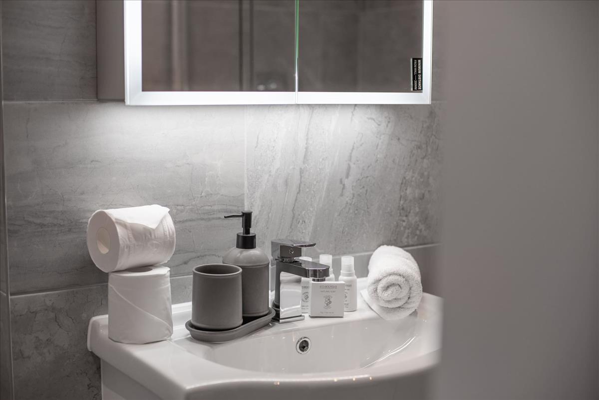 Property Image 324811e9-ca0b-4075-b174-cccf6e1b05ff
