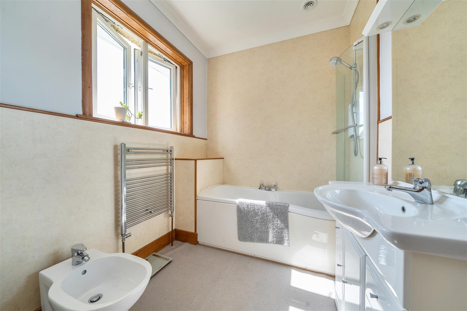 Property Image 324c7ce0-c592-44c6-91c3-a7fe1b262d38