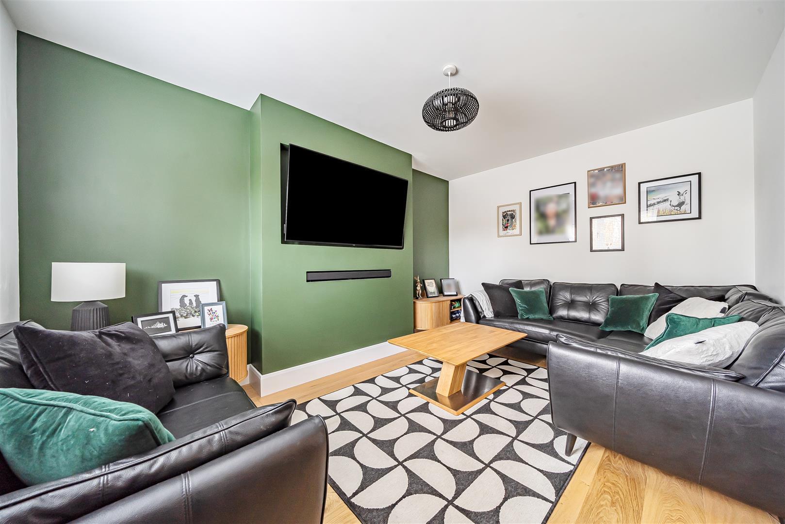 Property Image 324cb140-627b-407b-a6e0-3befded38b65