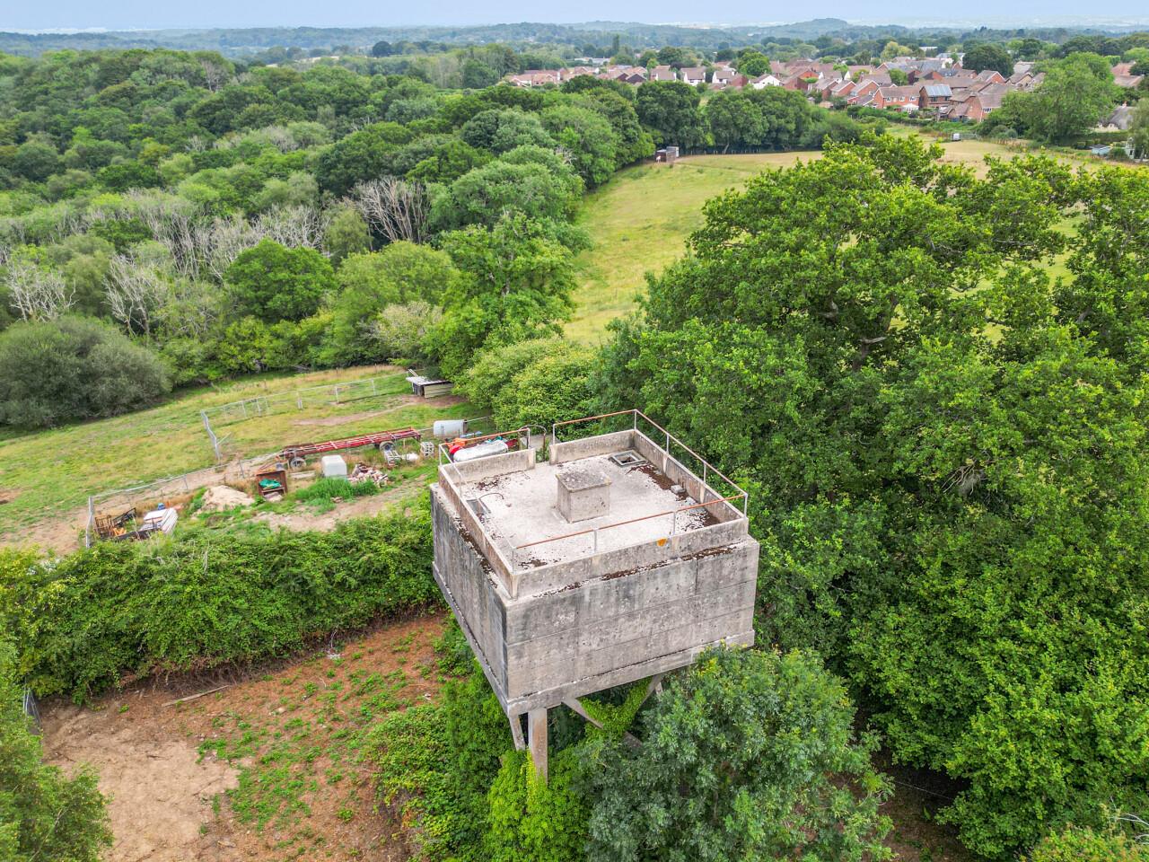 Property Image 324ccff2-dbf4-44f2-a3fd-a39c851e6c1c