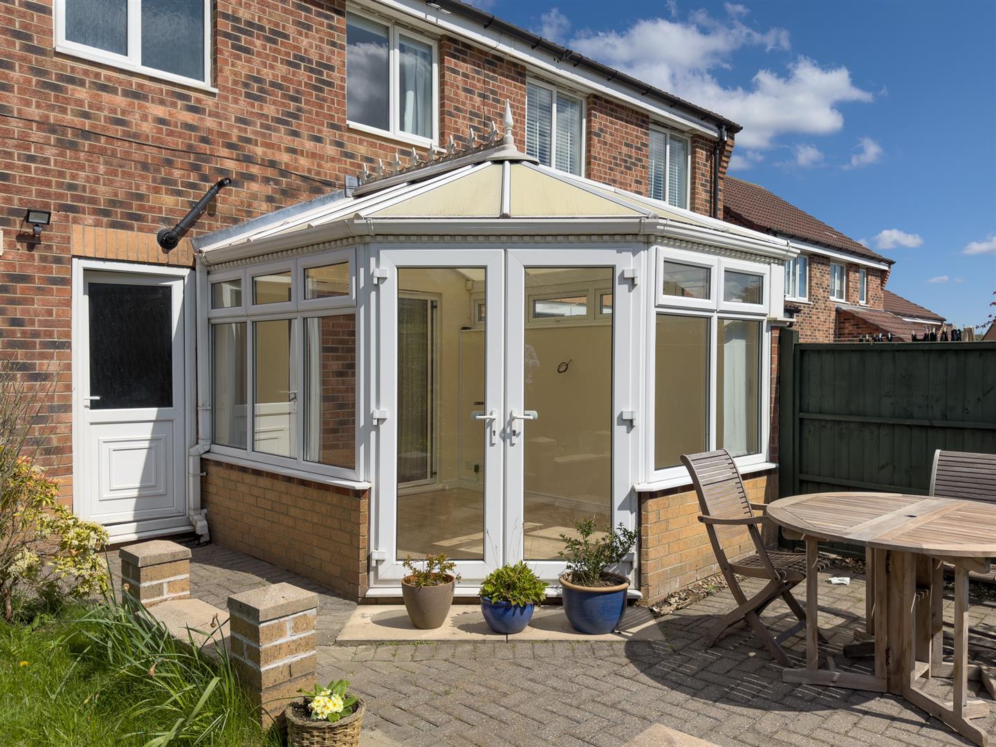 Property Image 32518cc9-a187-44aa-a799-9fba30613db7
