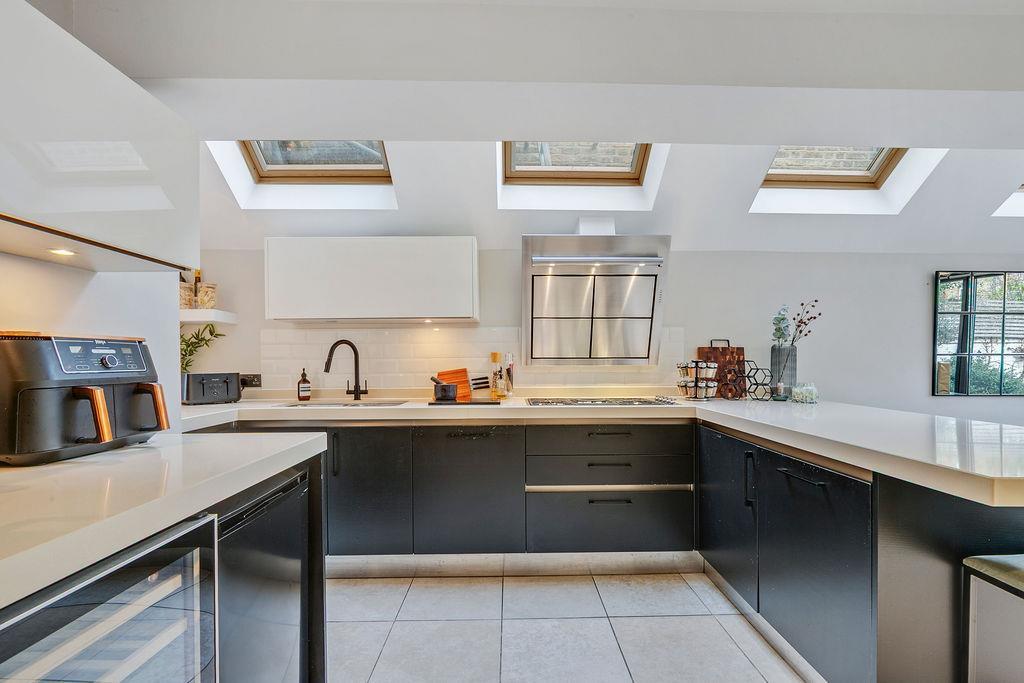 Property Image 32539f57-5cce-493d-80d7-f97ef2921295