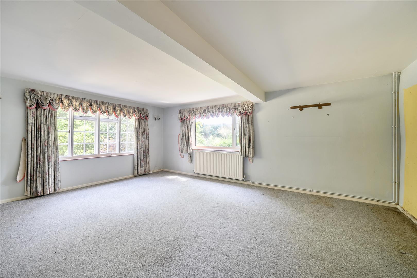 Property Image 325587e0-6709-4795-b4db-ff038ec2ce88