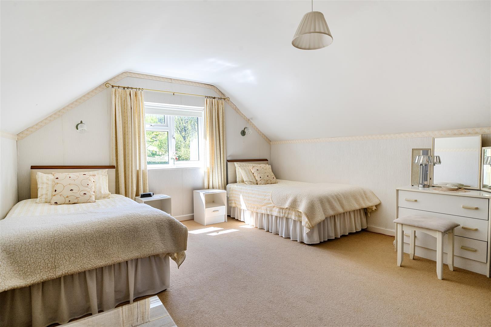 Property Image 325634f6-ad51-4b02-8edd-32c1bc39ff80