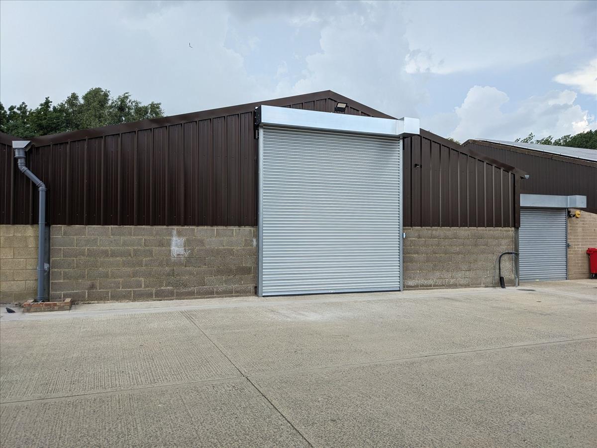 Property Image 32741fa8-04c9-42a8-8575-21c9291e7dfd