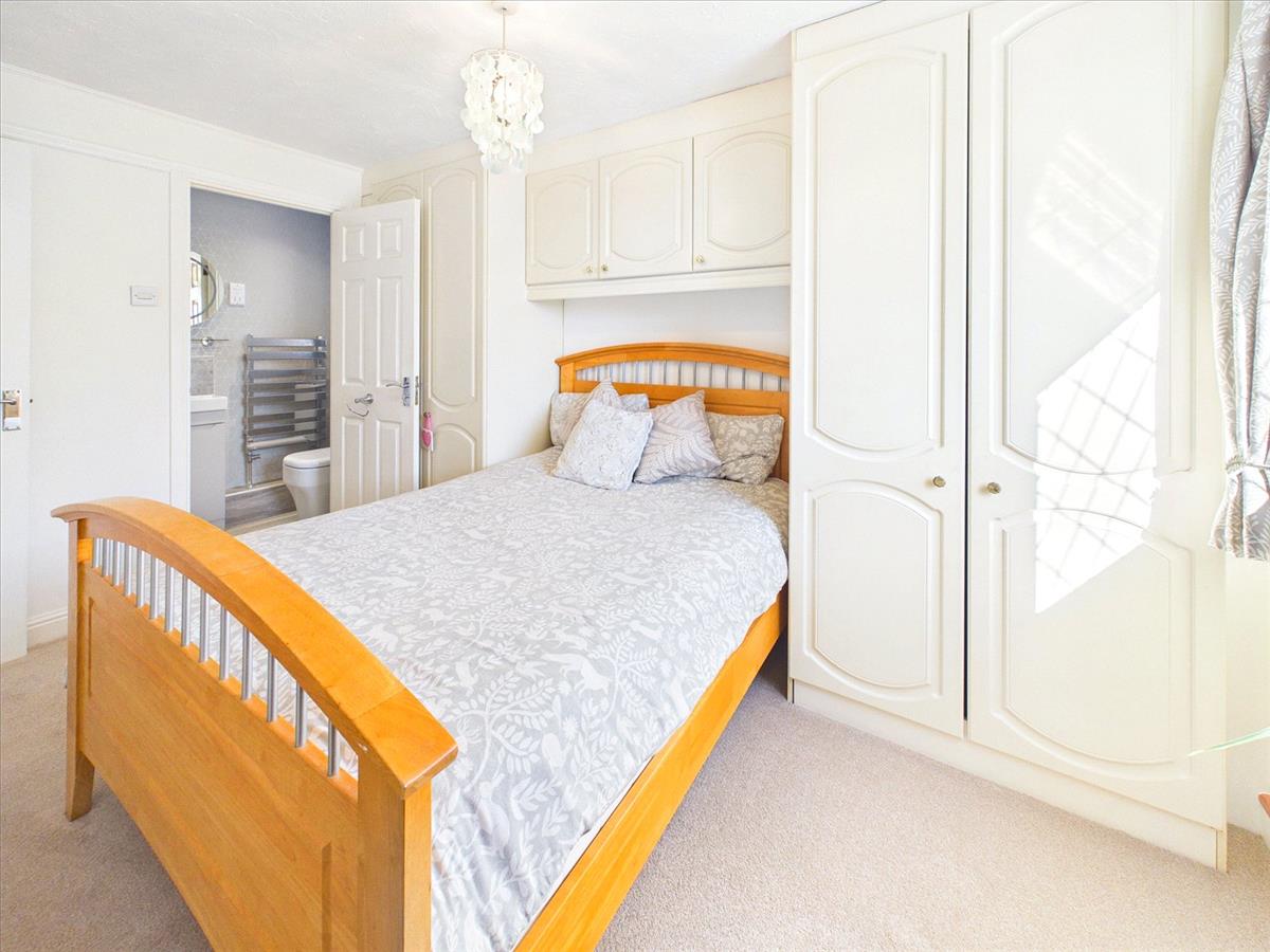Property Image 327844c9-e5ab-4651-9610-c367efdf809f