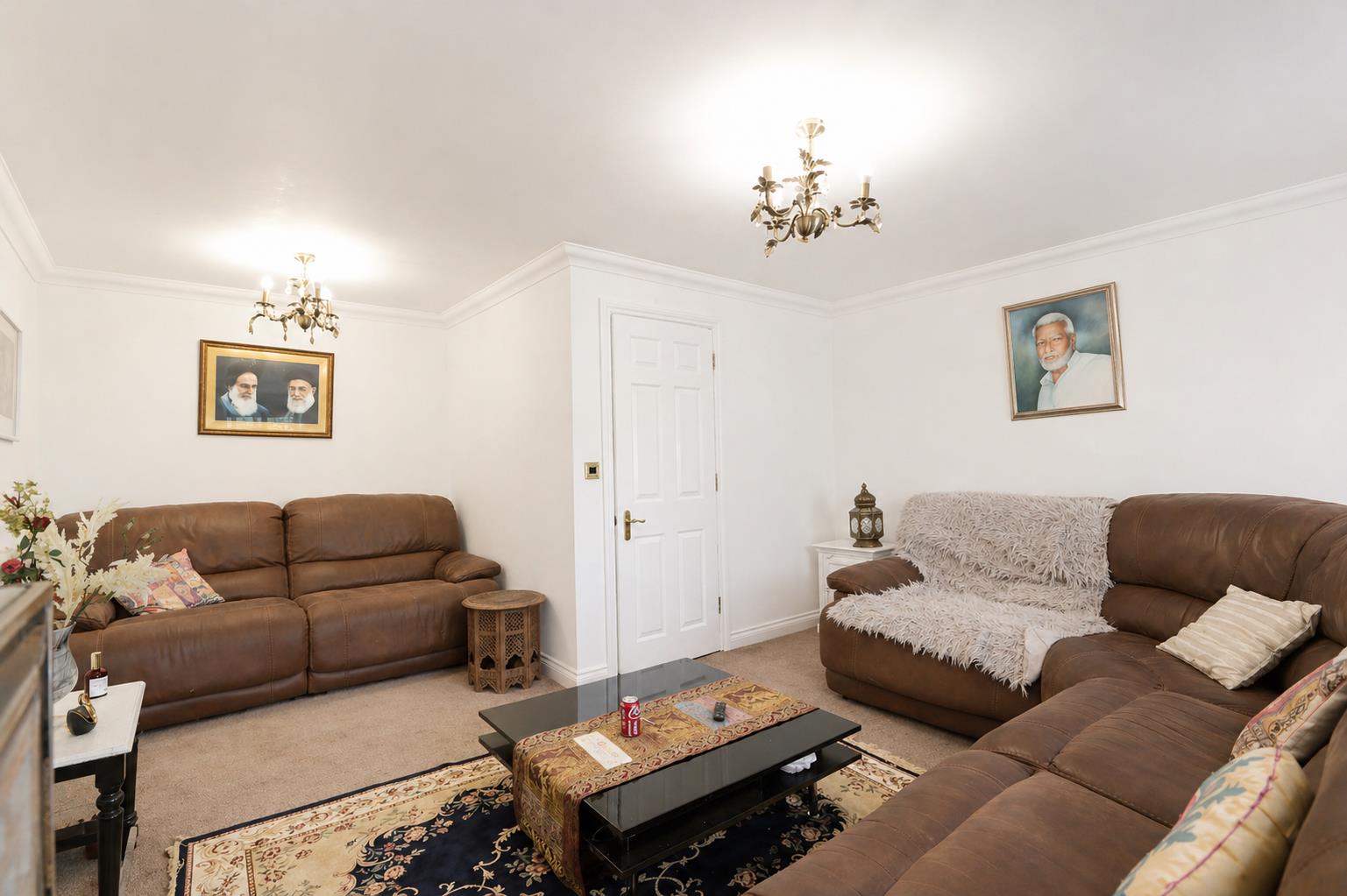 Property Image 327d43f1-dc62-448e-baa3-f1c9fdb9284a
