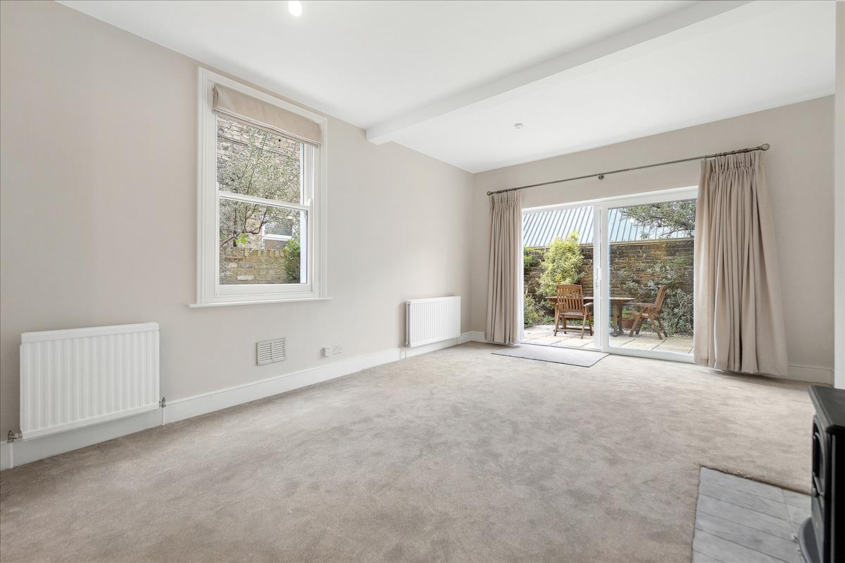 Property Image 32818f7a-83b1-4a42-bfa0-9a836264e4a3