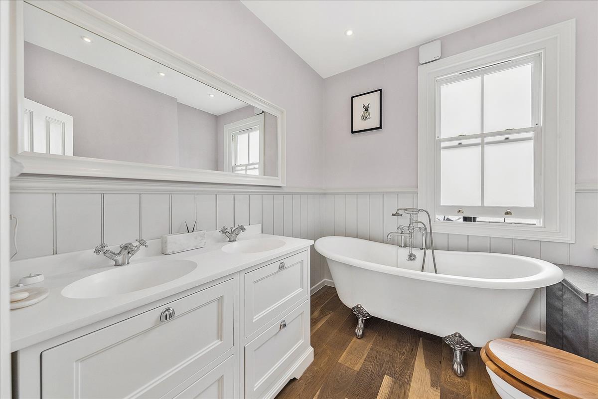 Property Image 3291eb82-97ff-40ae-8b12-030b26ed6b0f