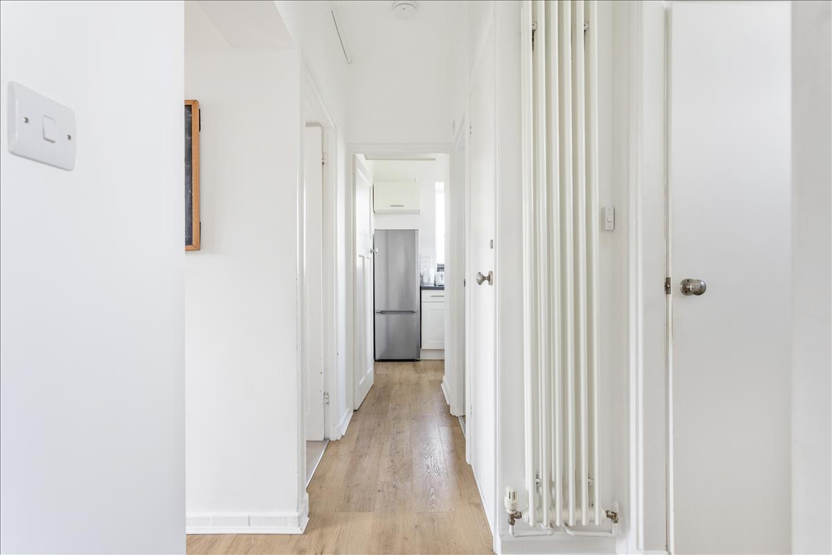 Property Image 329cd0e3-c029-42d0-8be5-8be1b115efa7