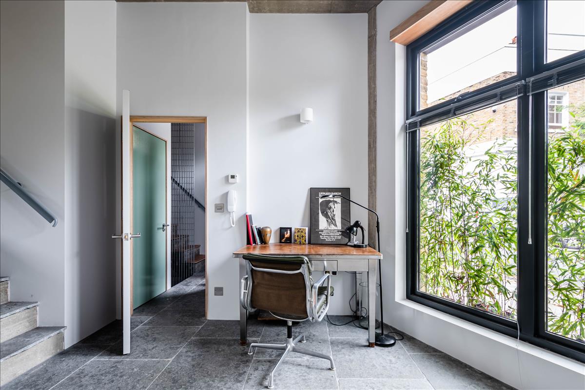 Property Image 32a29614-3be9-41dc-bbfc-6ae3ad407363