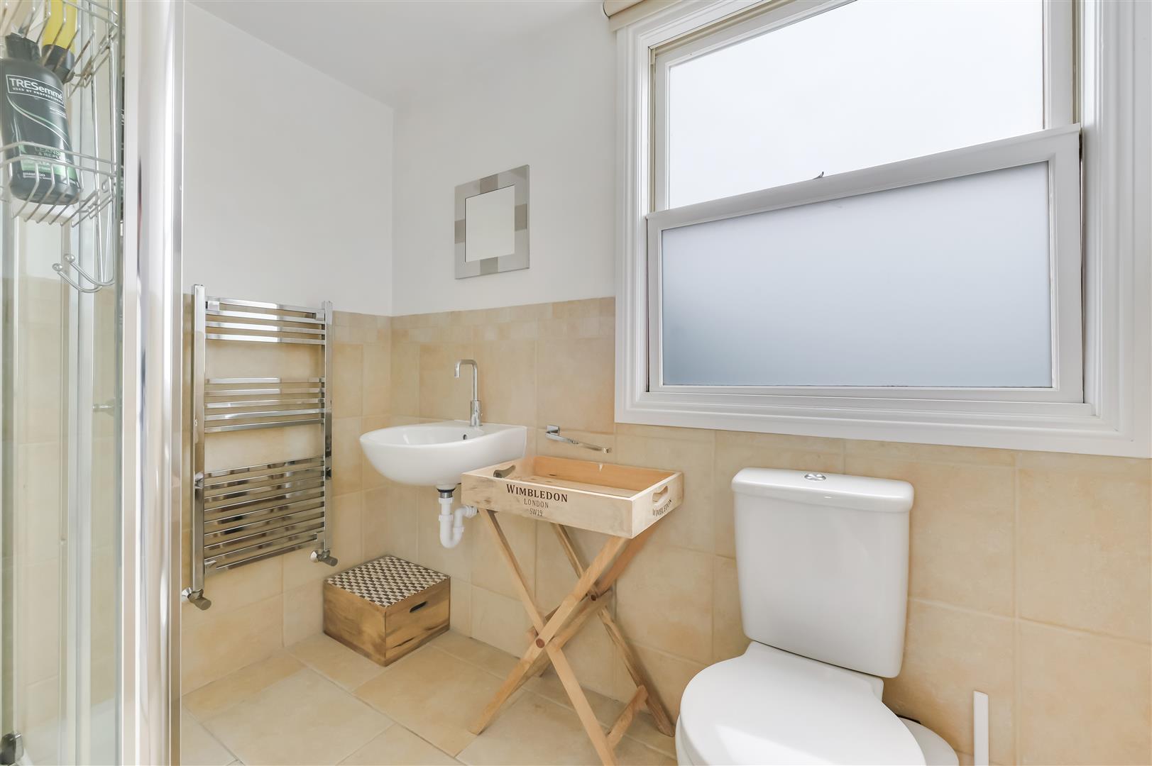 Property Image 32a52ae3-1ebc-48d5-a9e8-5aa85c5ebb21