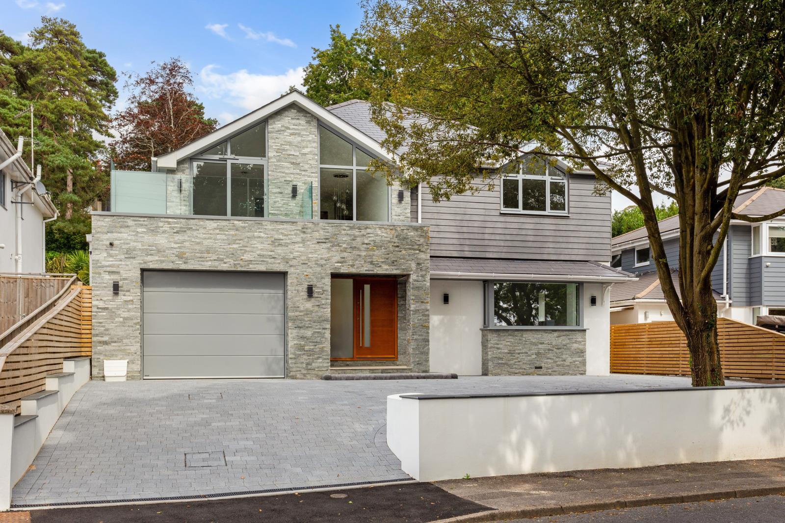 Property Image 32aa4f62-7c34-4073-8172-469f81a6421e
