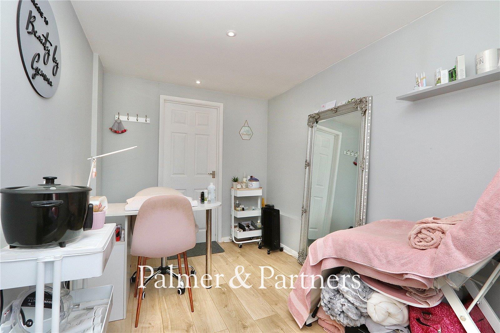 Property Image 32af01cc-c5f7-4b27-8fa1-30c9e9069f61