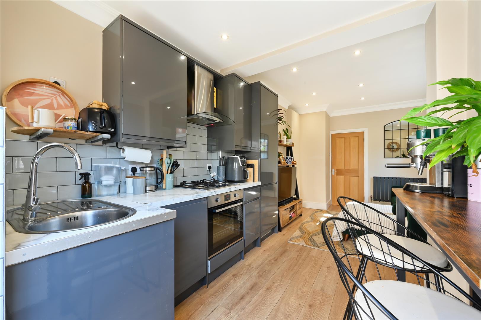 Property Image 32b46990-738b-40b6-87dd-798f52991919