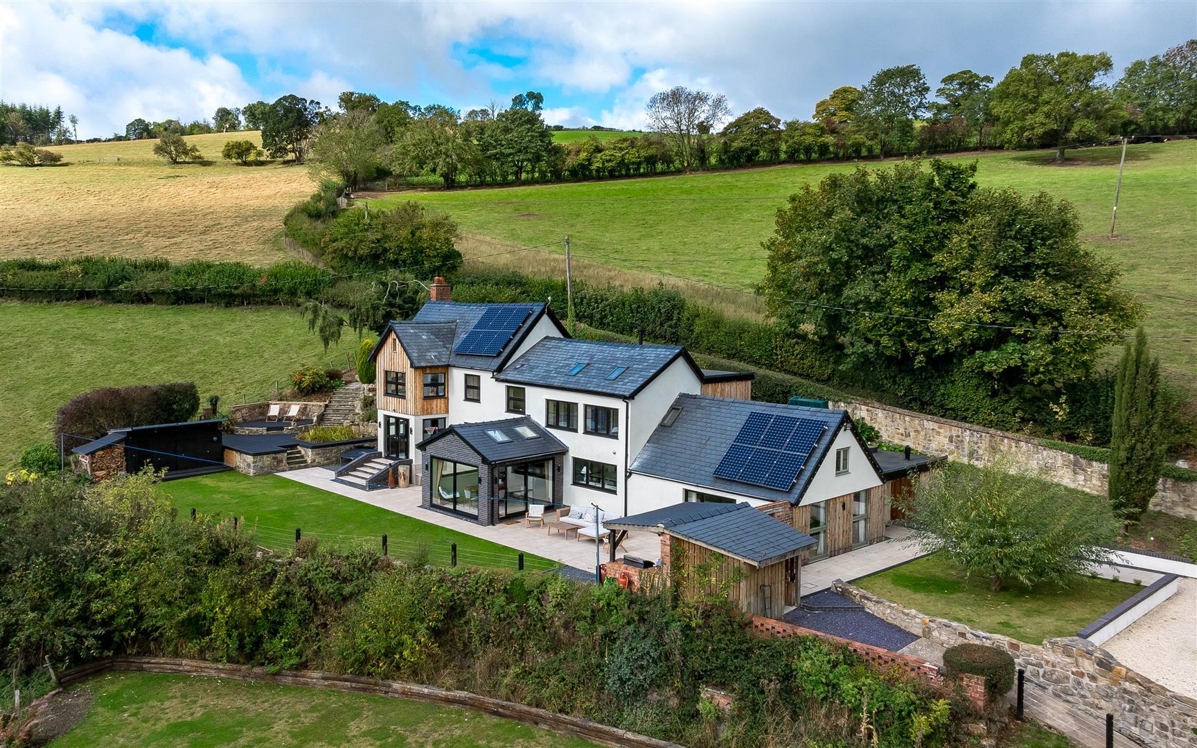 Property Image 32b8fd02-acf6-487e-8b3d-05f7bc3dc3f2