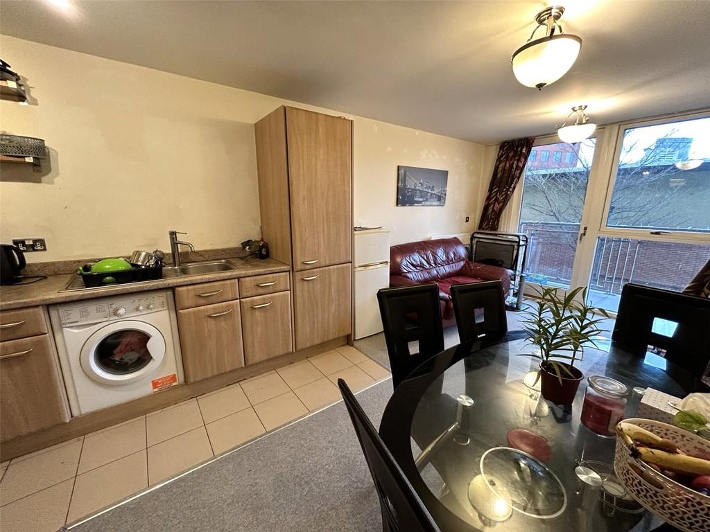 Property Image 32bc7eb9-52b5-4c8c-8287-636e96c16b43
