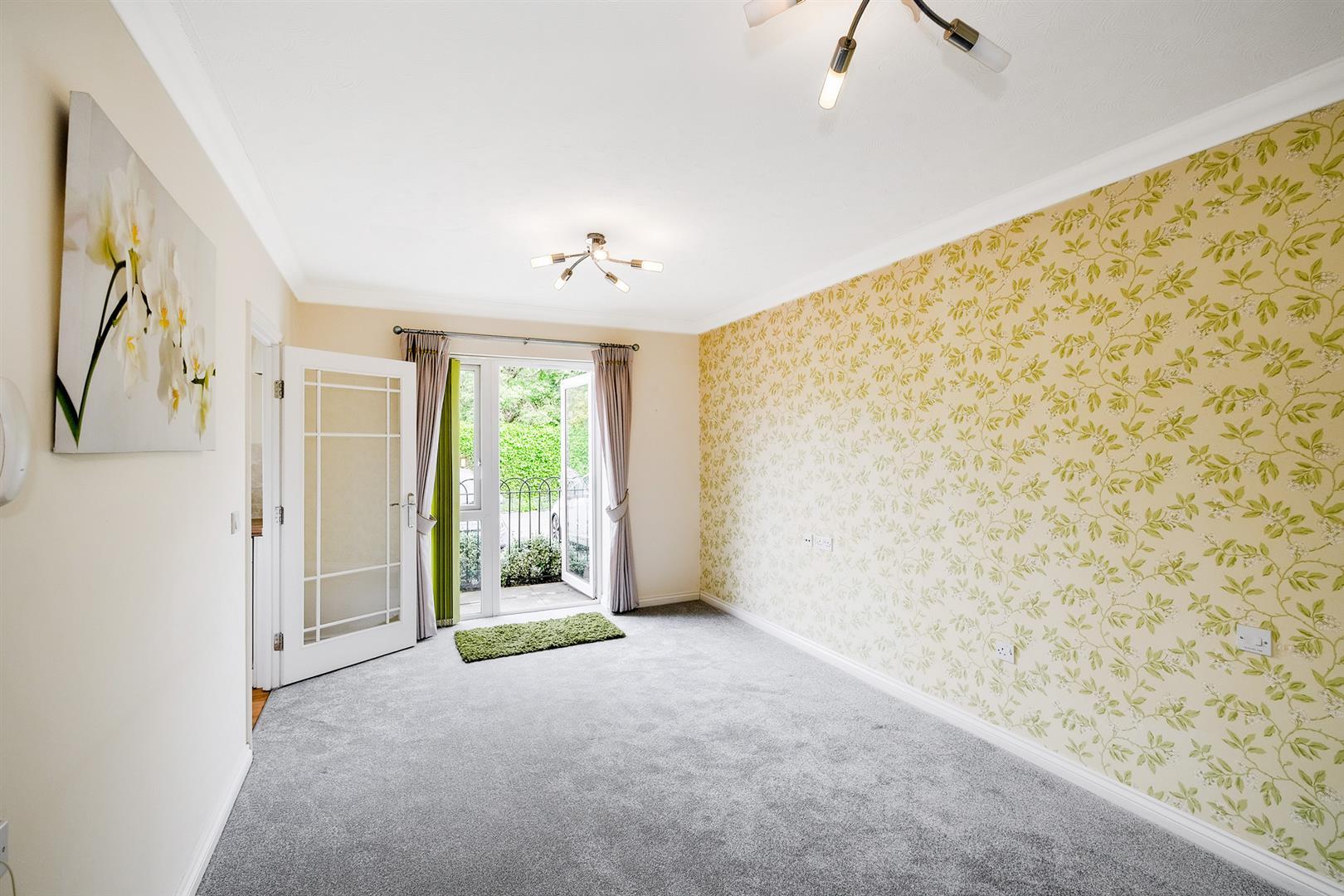 Property Image 32be5838-2f59-4ac6-855c-7c8819da1ddd
