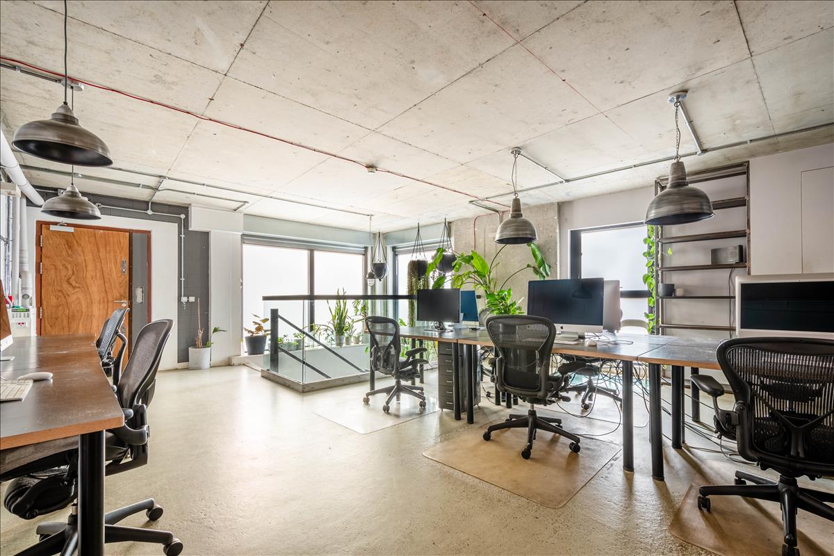 Property Image 32c400ca-28c0-429d-ab23-9af156a995db