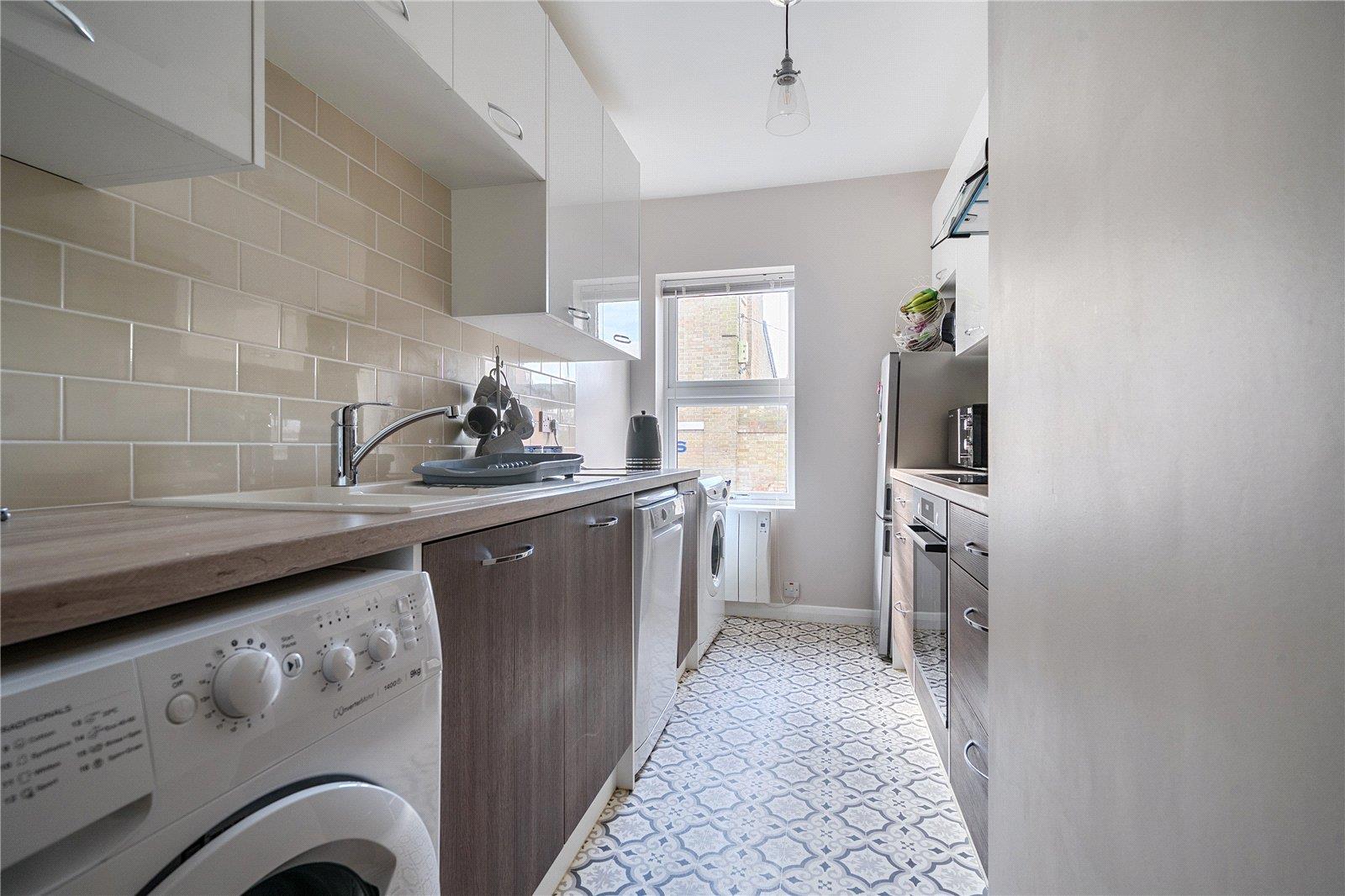 Property Image 32c868bf-39b8-46c1-9e9b-9d72bdba24b2
