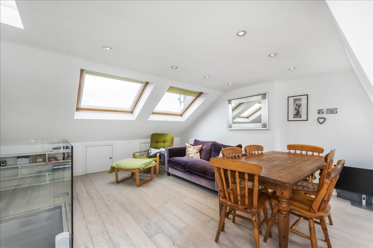Property Image 32d34883-86f0-4ecd-bbaf-0d9eb0d76192