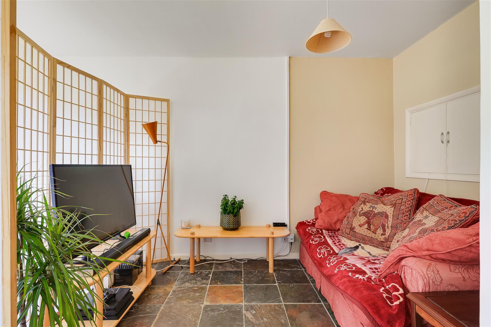 Property Image 32de5e89-d200-4a30-be69-39259851d5bf
