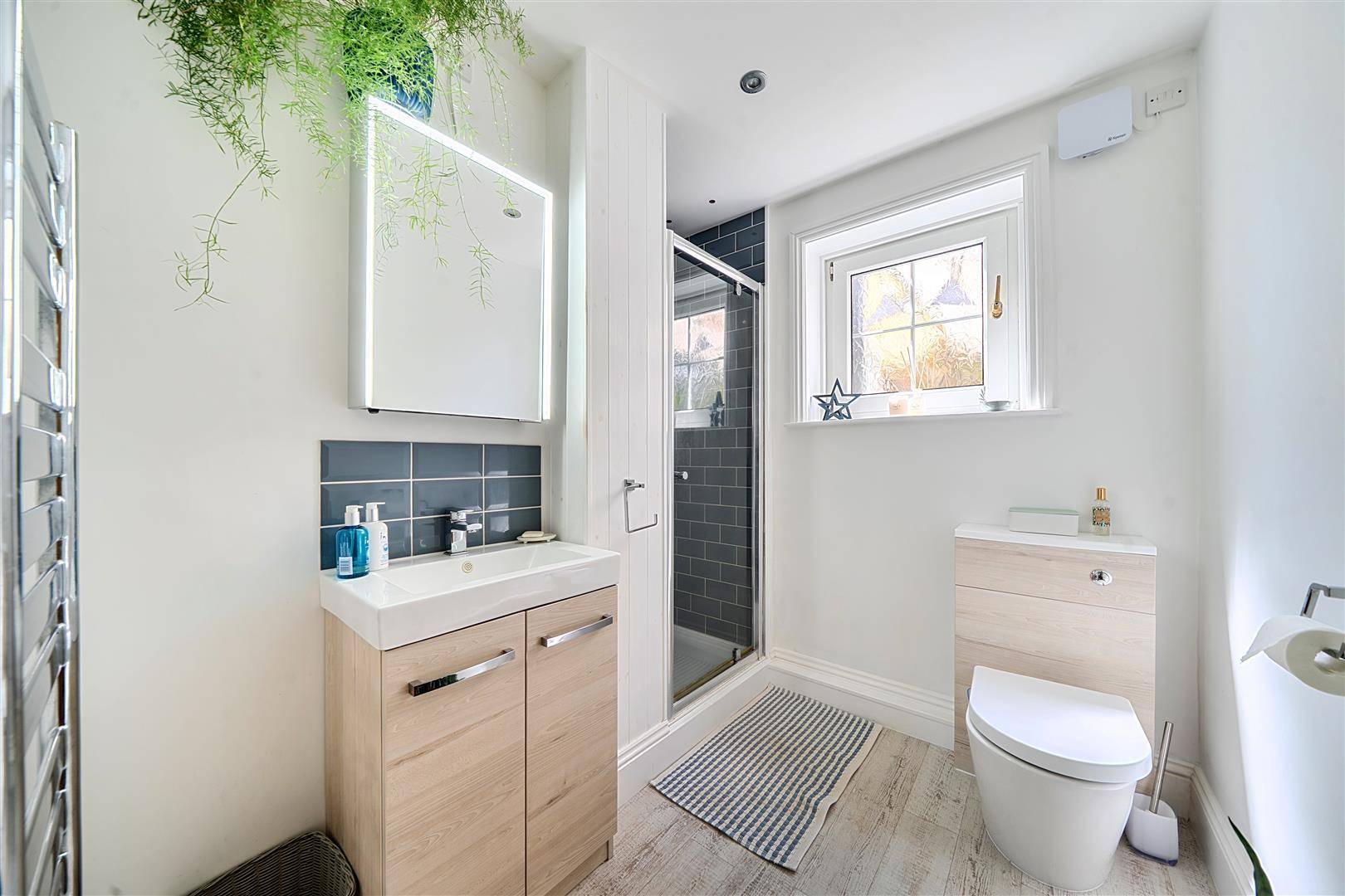 Property Image 32e39417-af4b-42d6-8c22-8725fef3bb06