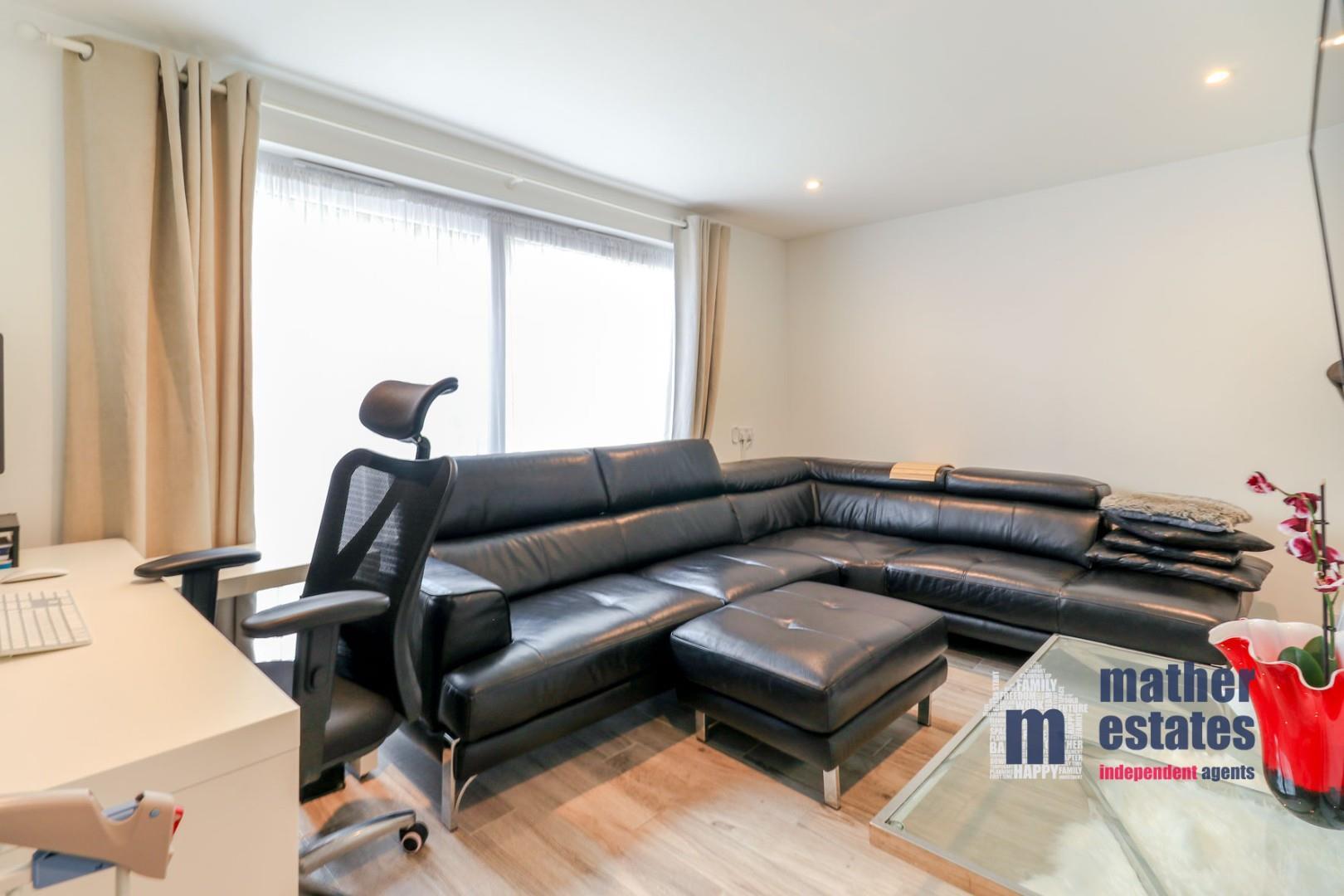 Property Image 32ee2601-c464-486b-b2b4-c0293e0a00fb