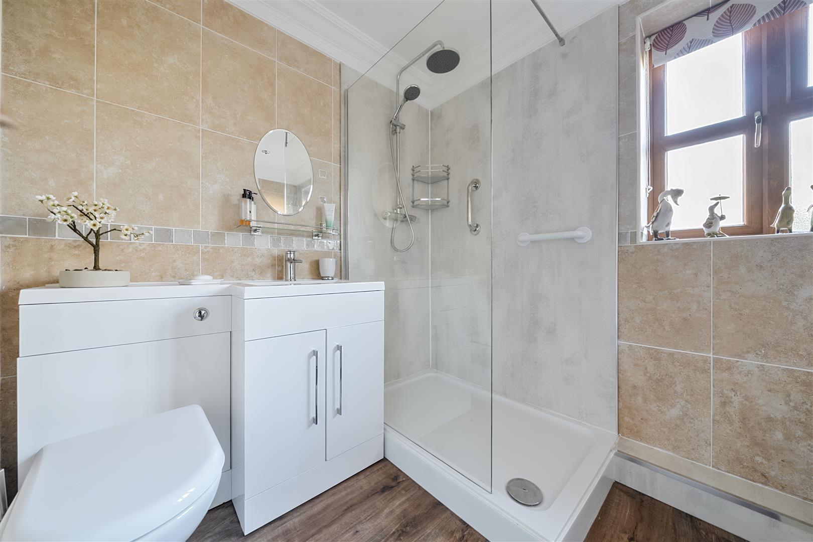 Property Image 32f87b47-5d60-4bb1-be5c-06a91a09e1b4
