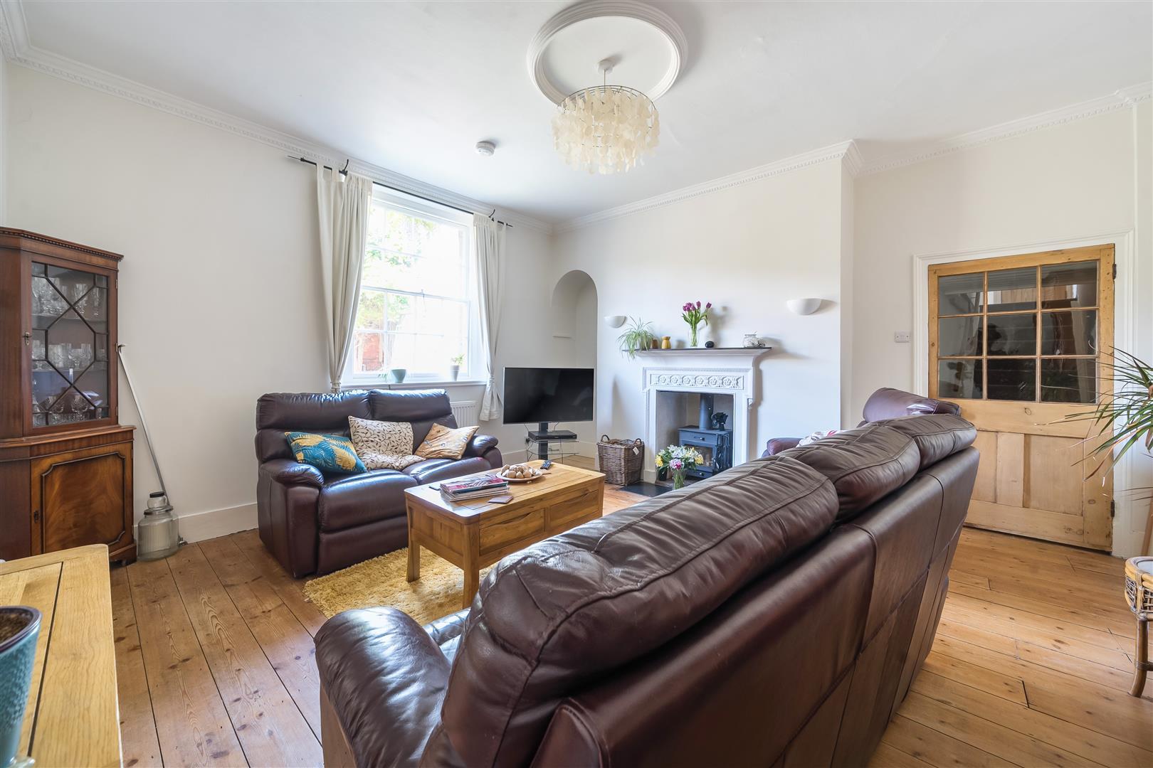 Property Image 32fc9c1c-343f-467e-8deb-6f8a0f0259da