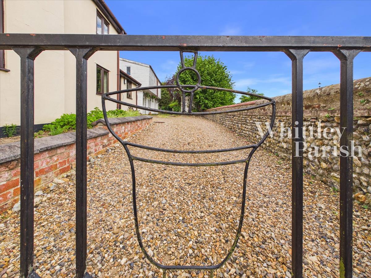 Property Image 330835cc-453a-46f5-b5e7-bcdbfd5e3ad8