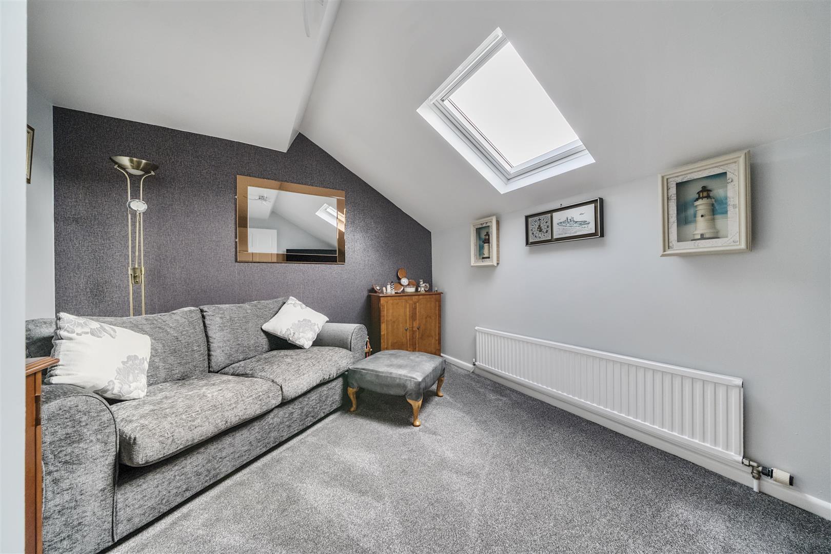 Property Image 330cc0f3-03d8-49d3-bccc-02fd9e8a2fa7