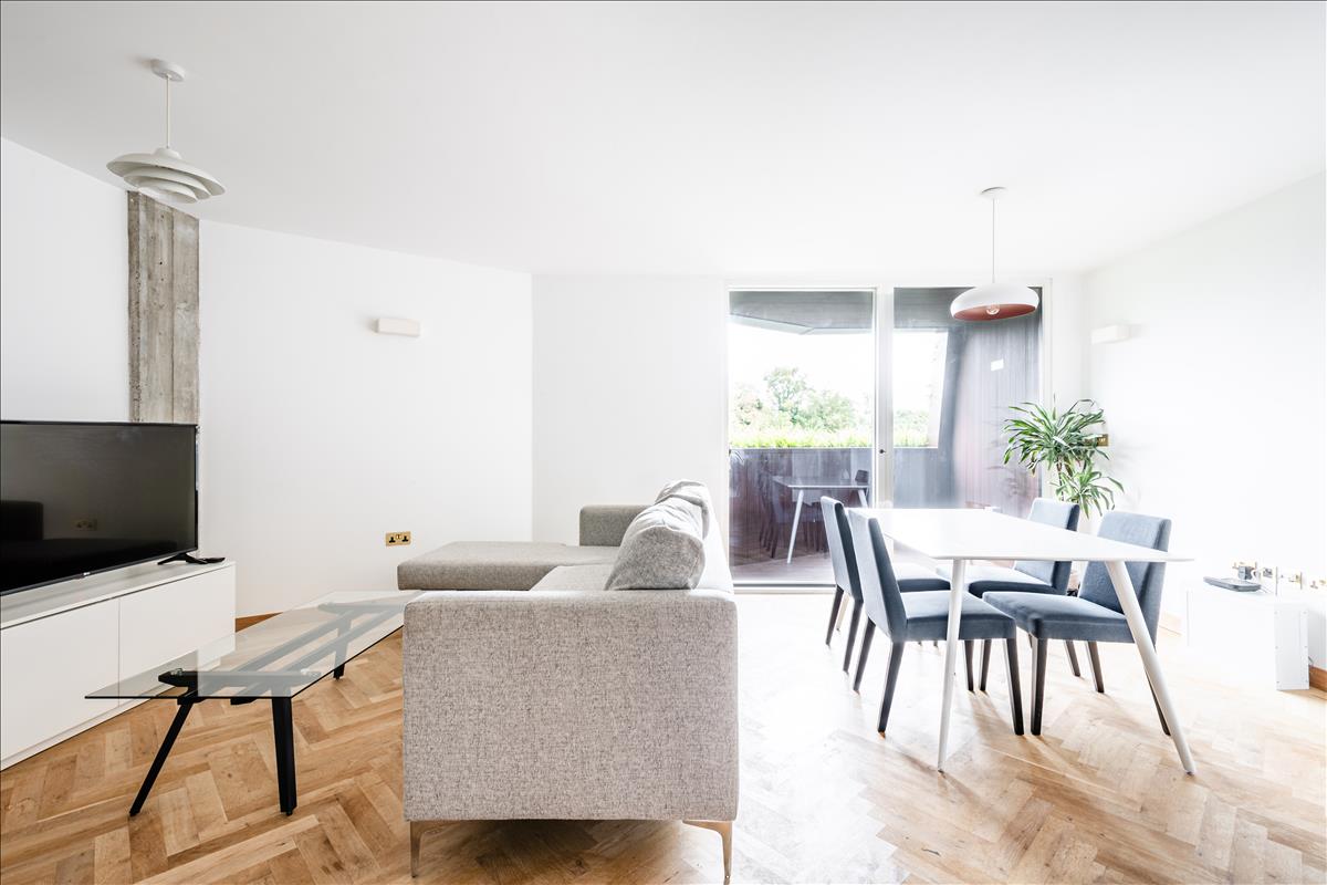 Property Image 330e4206-0aec-4bbc-bbd4-f773041ed5f0