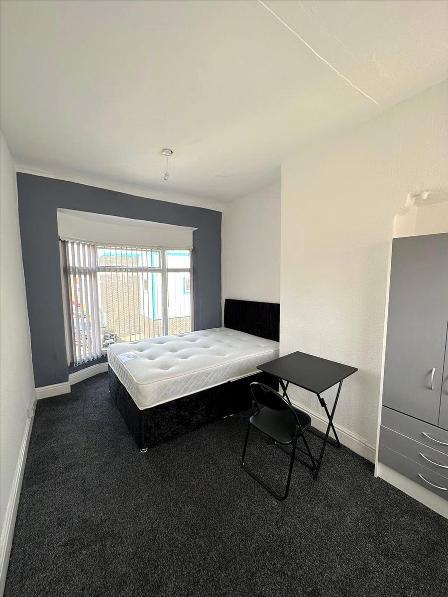 Property Image 33106c6b-5ab2-45cf-a5ad-002f1a6f3a13
