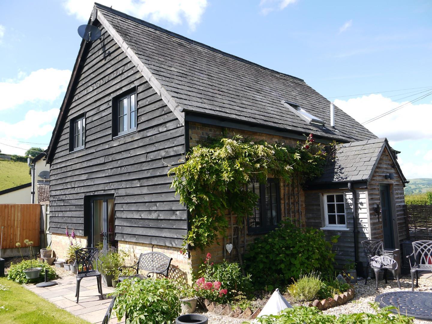 Property Image 331c0a35-1dab-490e-ba32-8720ea67f2dd