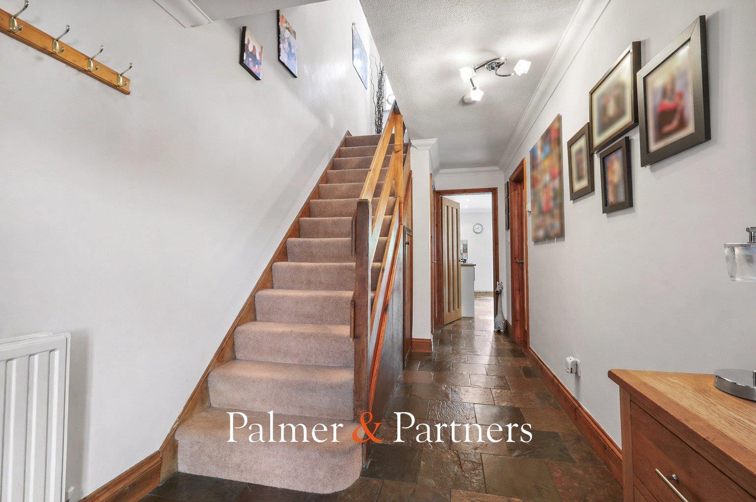 Property Image 3323a3c2-57f0-4b00-9823-4fc92b368a3e