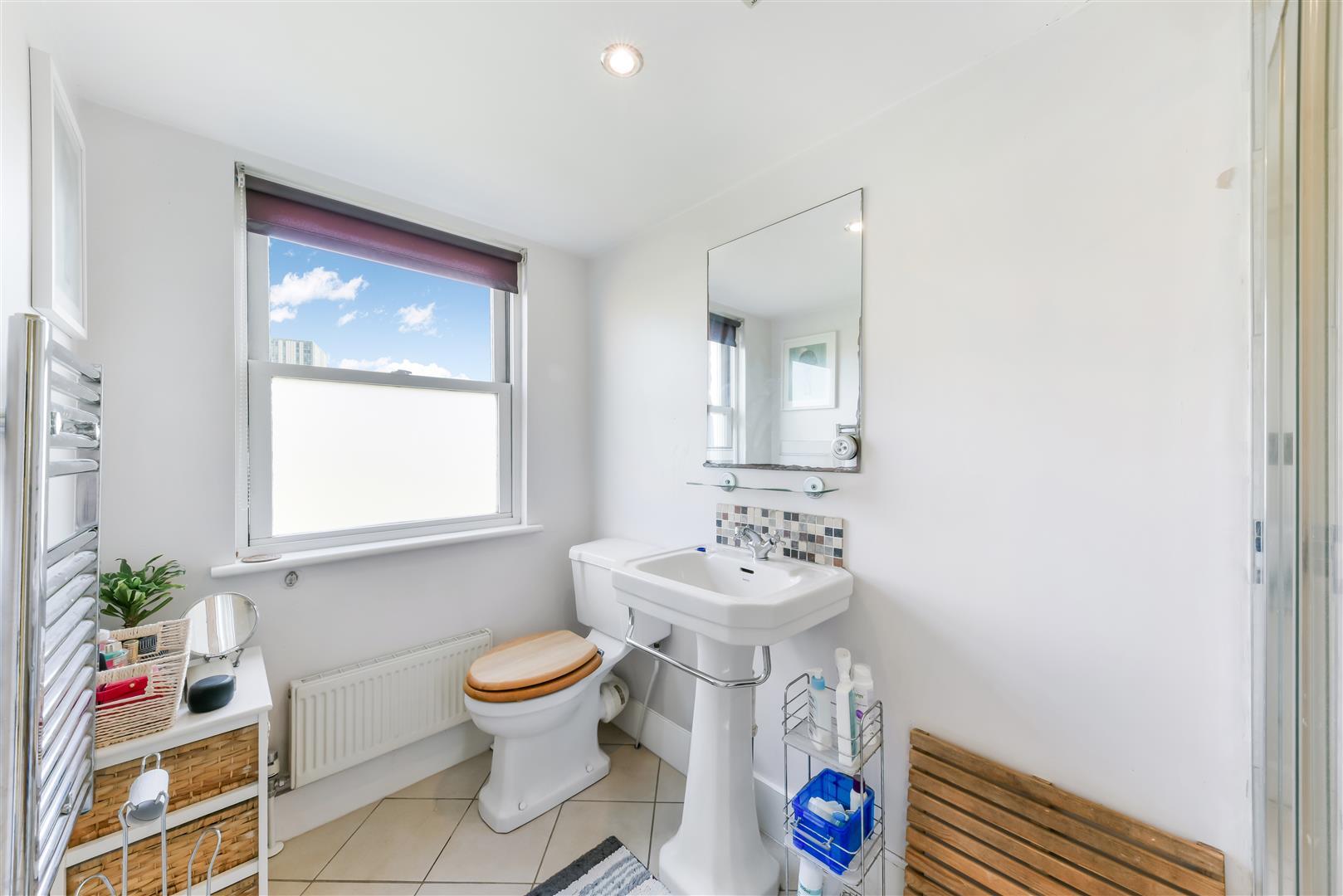 Property Image 3337dd28-9c06-424f-b152-0b66e9f31171