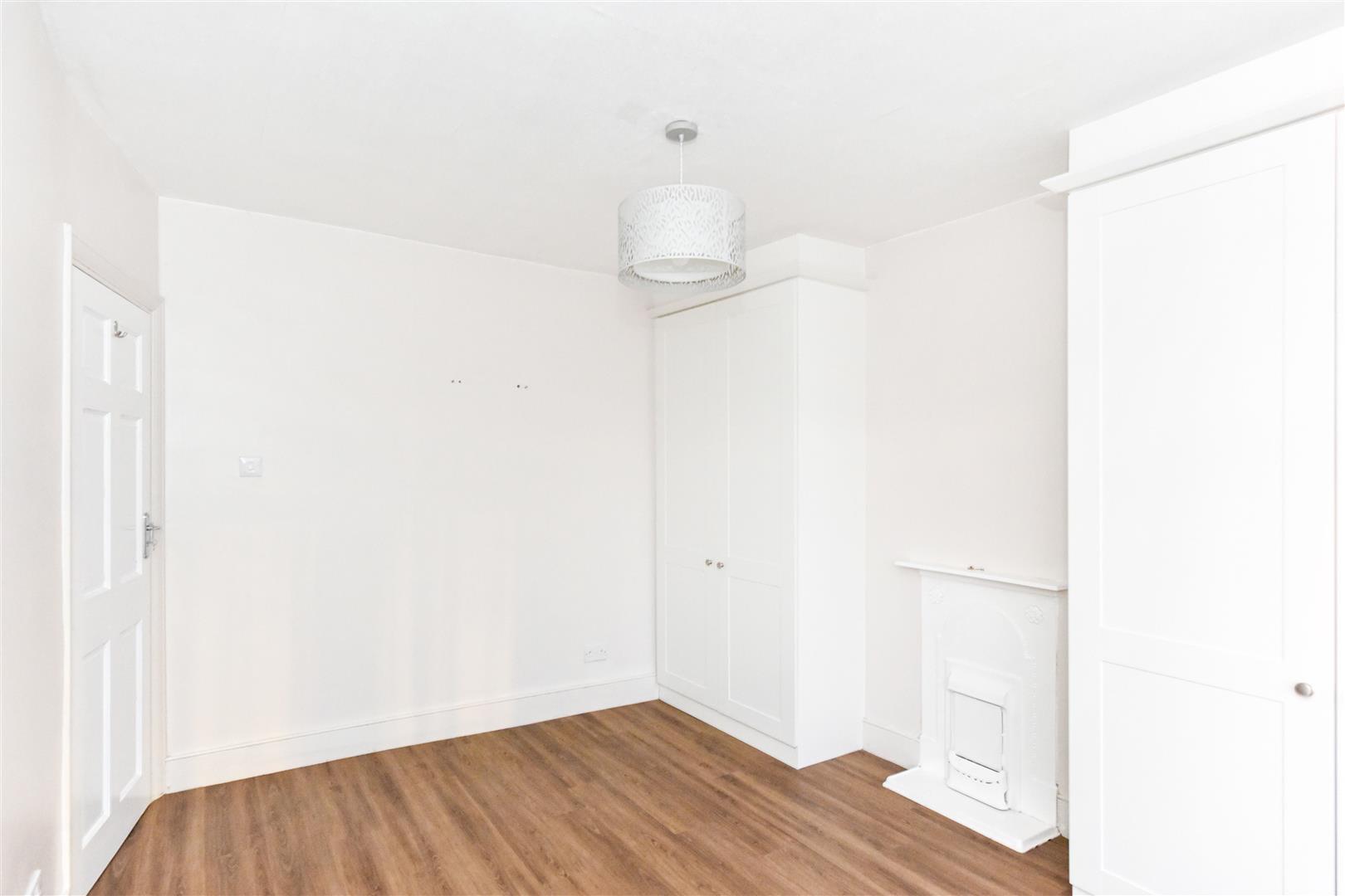 Property Image 3354c92e-ac61-46cf-8d3c-240d2be3424b