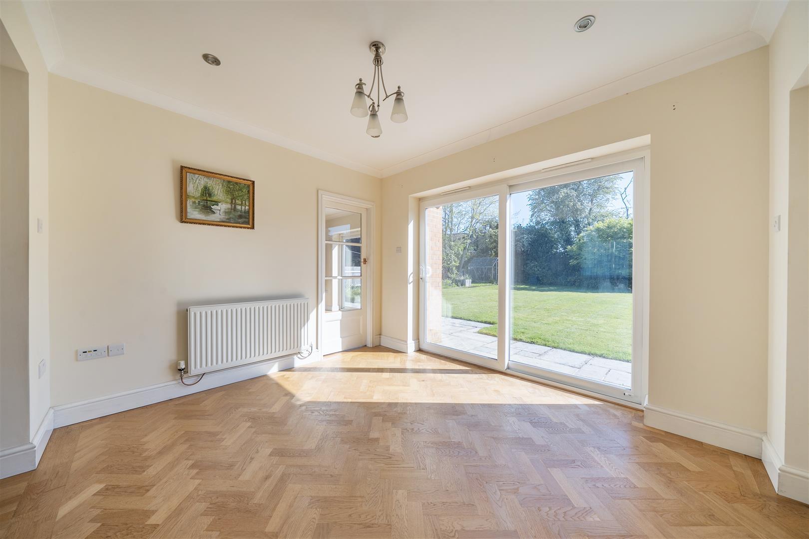 Property Image 335824d8-d9cf-47af-8305-e3c9be8672fd