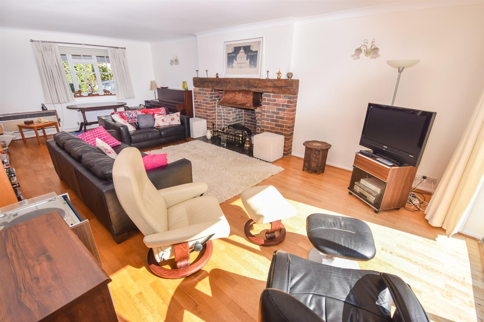 Property Image 33585ad4-9b6f-40fe-85b6-b524f8ac1c09