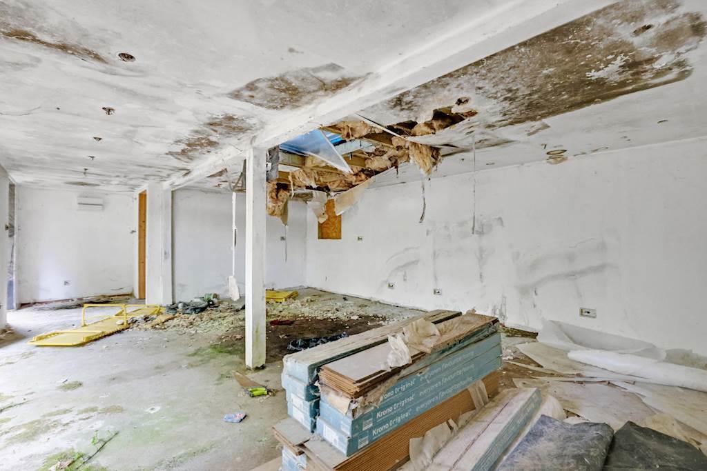 Property Image 335bcaa4-d953-4e8c-8df5-af81b32a1e66