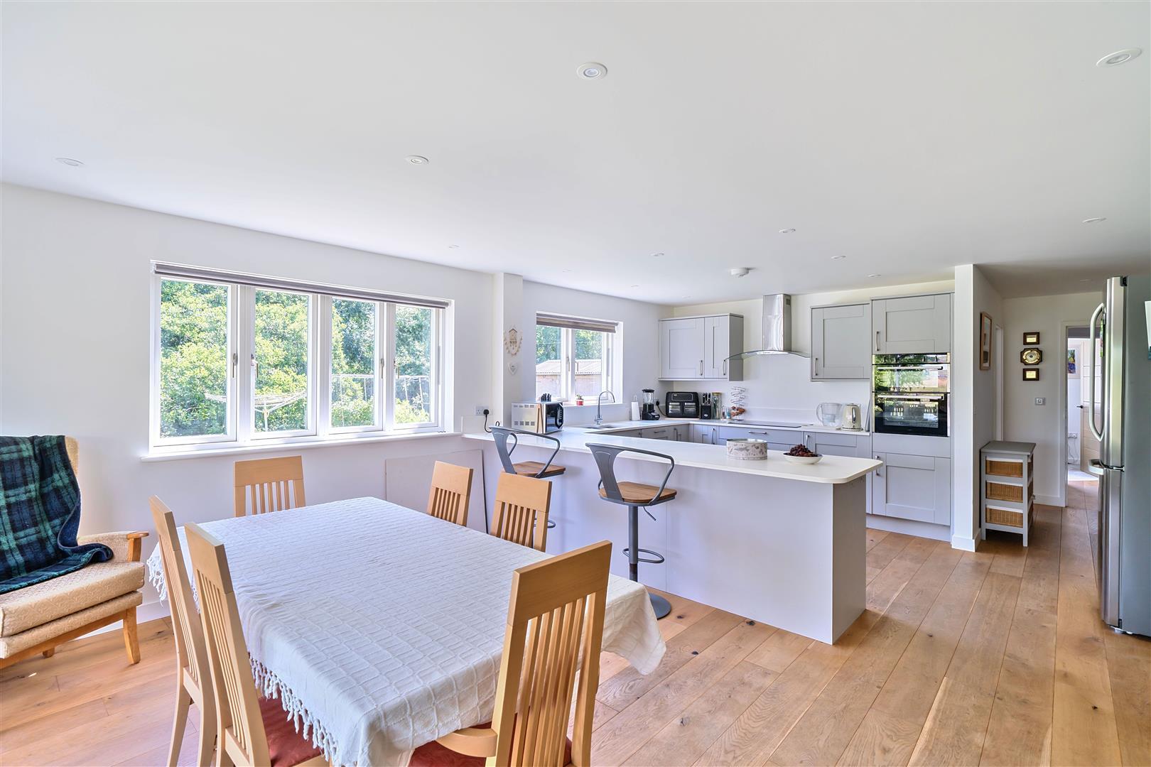 Property Image 3362aa2d-89e8-4d05-8b05-0f0e01284a2c