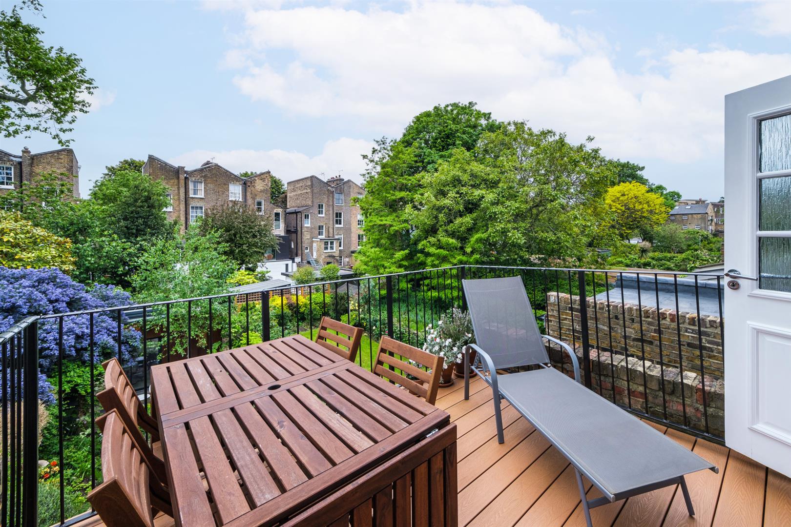Property Image 33660278-517f-4e15-ada1-9dce51aa6e7f