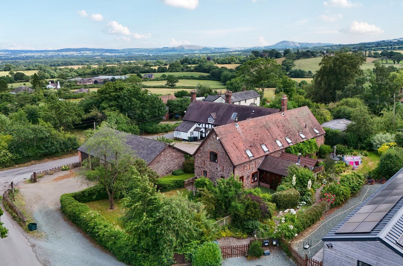 Property Image 33679d99-6fc7-49a6-a250-2422c15dc2c3