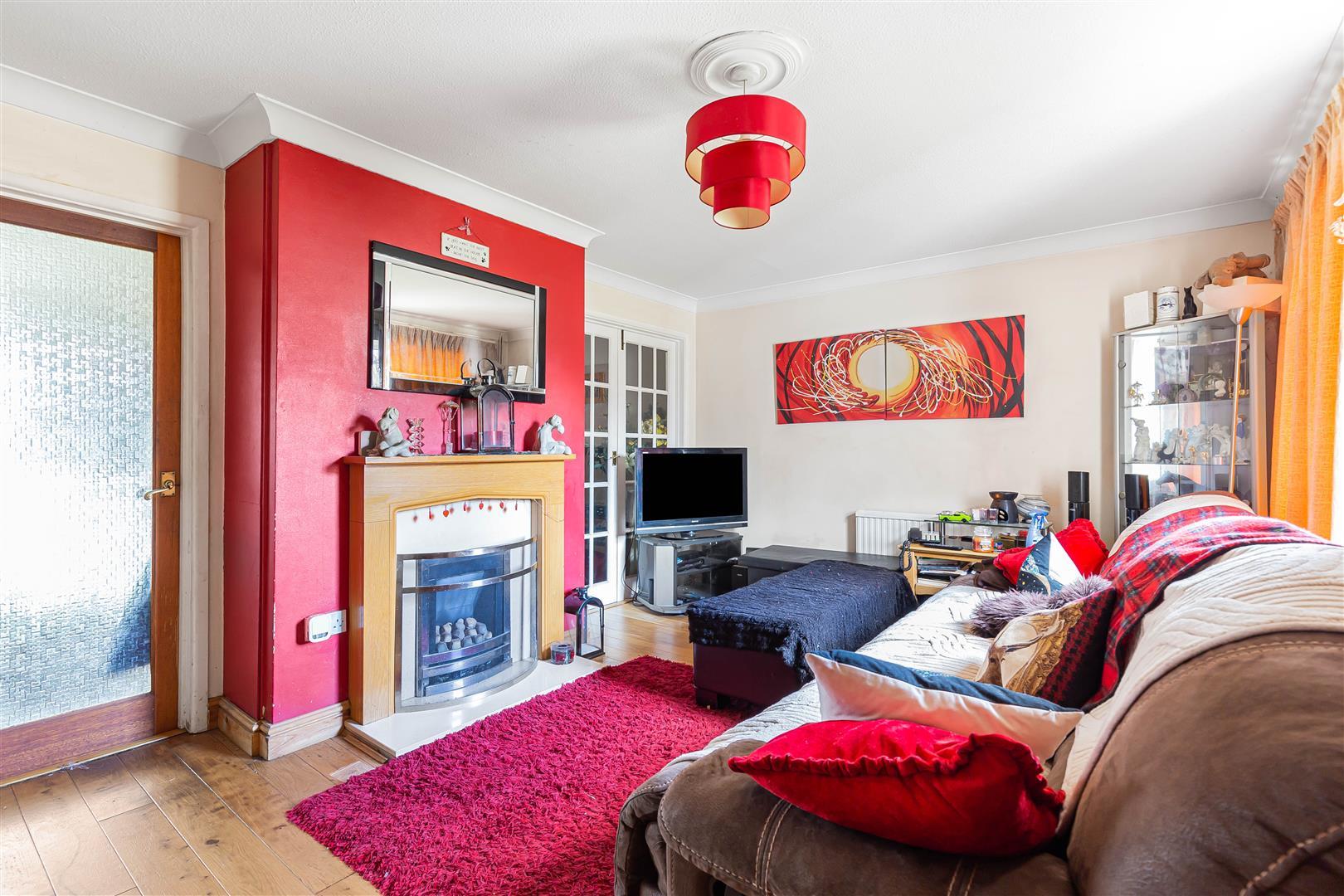 Property Image 336c70df-1041-491b-912d-ca3334b08a8a