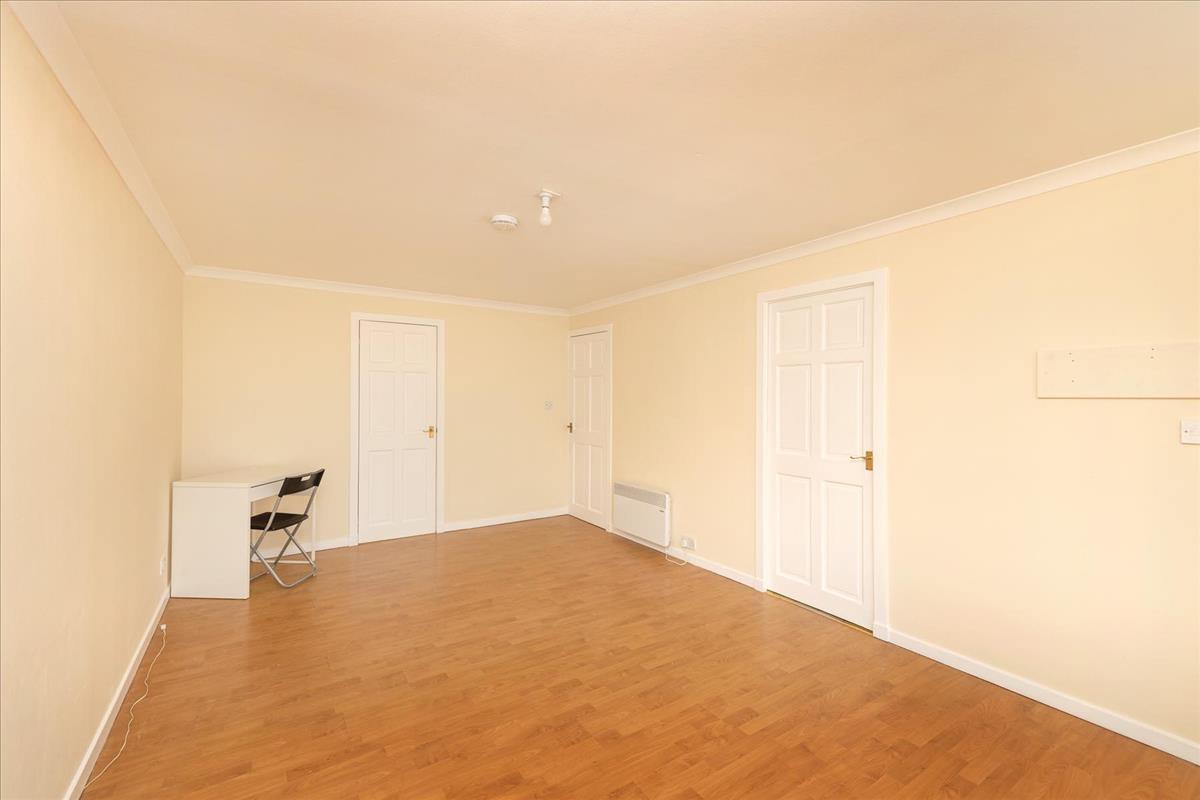 Property Image 33840ca4-36ba-4f43-8068-9e96e440f128