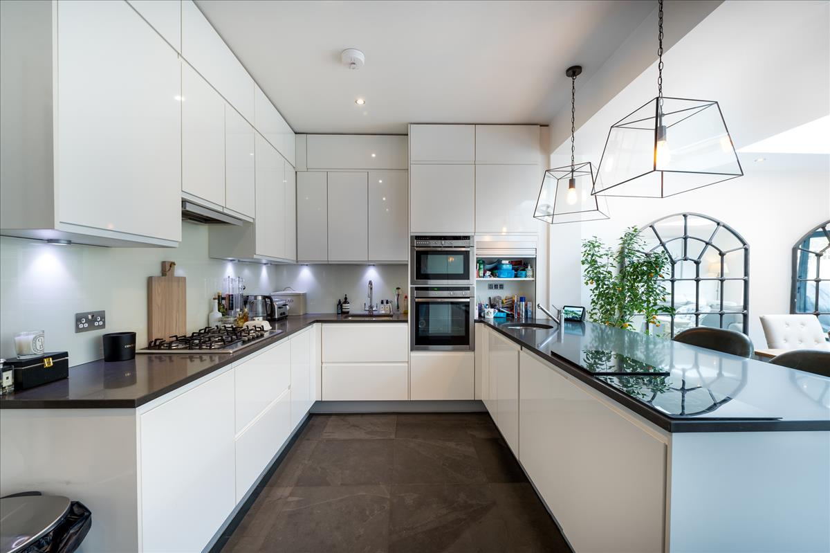 Property Image 338d0bf5-9e58-41c2-95ad-30d607f51234